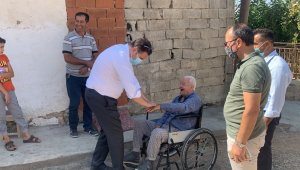 Kaynar, engelli vatandaşları sevindirdi