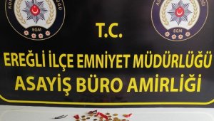 Kendini polis olarak tanıttı, suçüstü yakalandı
