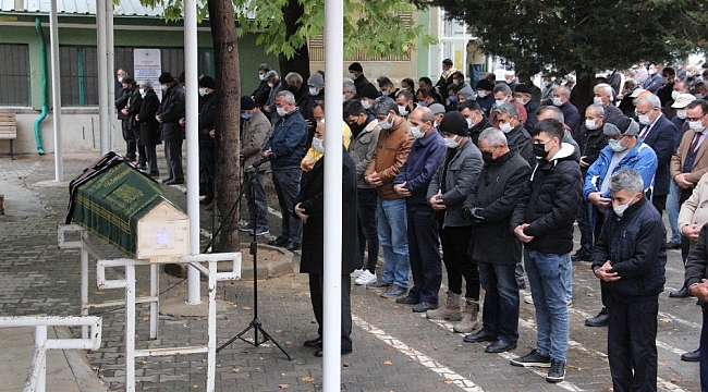 Cinayete kurban giden Fatma Mavi, Karaman'da son yolculuğuna uğurlandı