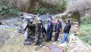 Sağlık çalışanlarının bulunduğu otomobil Ihlara Vadisi'ne uçtu