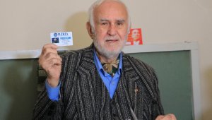 83 yaşındaki Mehmet dede hukuk fakültesinde okuyor