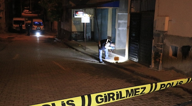 Adana'da silahlı ve bıçaklı kavga: 1 ölü