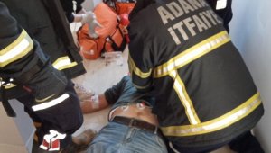 Asansörde sıkıştı kalbi durdu