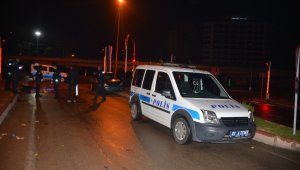 Ceza yememek için polisten kaçtı, otomobiliyle kaza yapıp yakalandı
