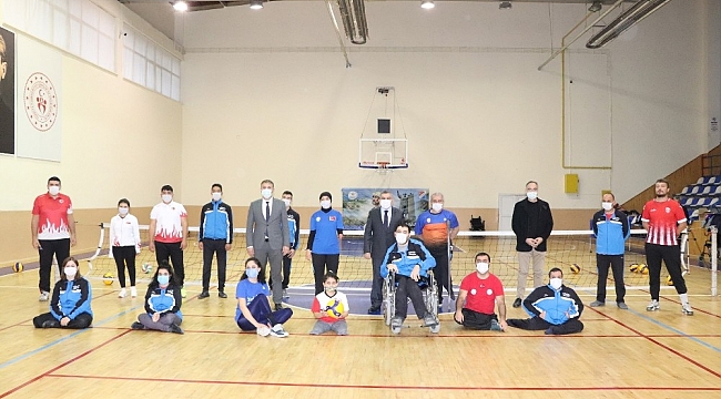 Karaman Valisi Işık, engelli sporcuları yalnız bırakmadı