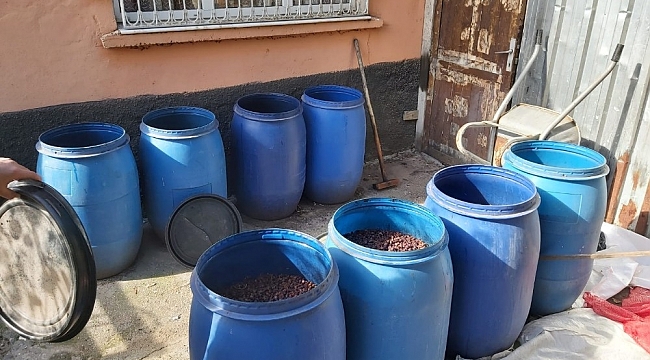 Adana'da bin 460 litre sahte içki ele geçirildi