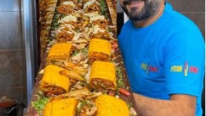 Adana'ya özgü Piton Döner büyük ilgi görüyor