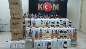 Antalya'da kaçak içki operasyonu: 2 gözaltı