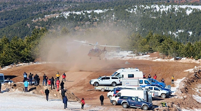 Helikopter ambulanstan 10 yılda 2 bin 500 acil uçuş