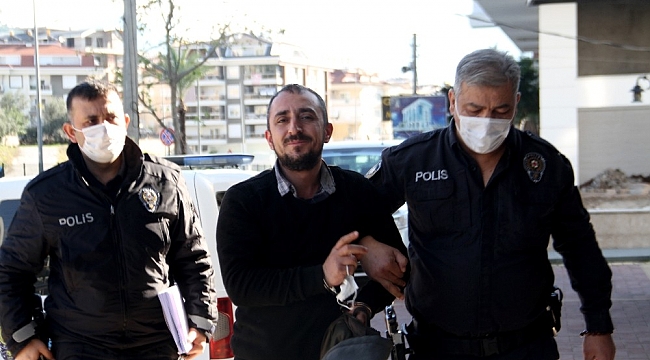 Husumetli olduğu kişinin dükkanını benzin döküp ateşe verdi