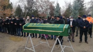 Kazada hayatını kaybeden gazete dağıtıcısı toprağa verildi