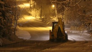 Pozantı'da karla mücadele çalışmaları