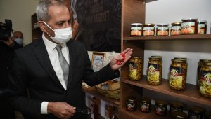Tarsus Belediyesi ilk Halk Marketi açtı
