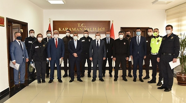 Vali Işık'tan emniyet personeline başarı belgesi