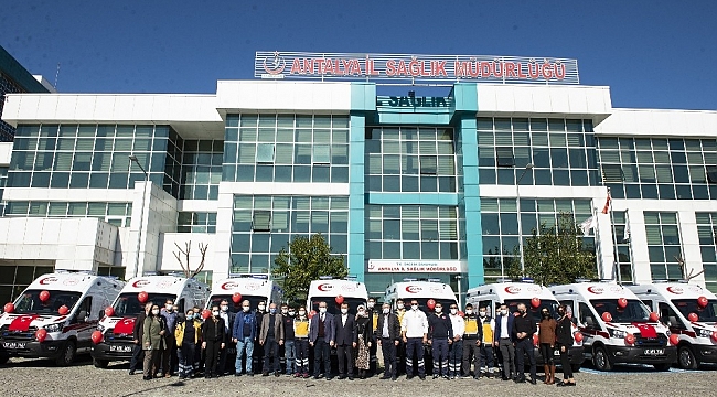 10 yeni ambulans acil sağlık istasyonlarına teslim edildi