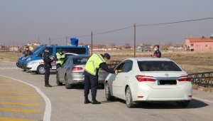 Aksaray'da jandarmadan emniyet kemeri uygulaması