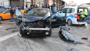 Başkentte feci kaza: 3 yaralı