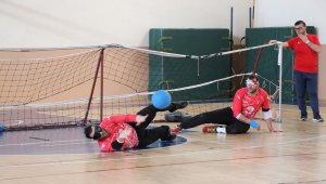 Goalball erkek milli takımı Karaman'da enerji topluyor