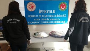 Gümrük Muhafaza Ekipleri Habur sınır kapısında 25 kilogram uyuşturucu ele geçirdi