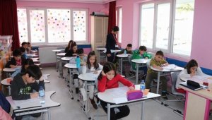 İnci Kolejinde bursluluk maratonu başladı