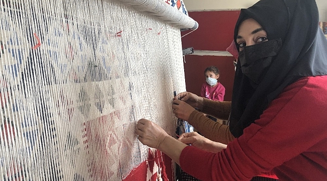Kapanan okulu, gelenekleri geleceğe taşıyan fabrikaya dönüştürdüler