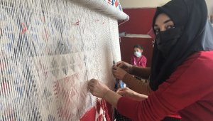 Kapanan okulu, gelenekleri geleceğe taşıyan fabrikaya dönüştürdüler