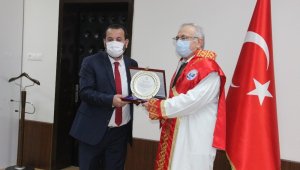KMÜ Rektörü Prof. Dr. Namık Ak dönemi başladı