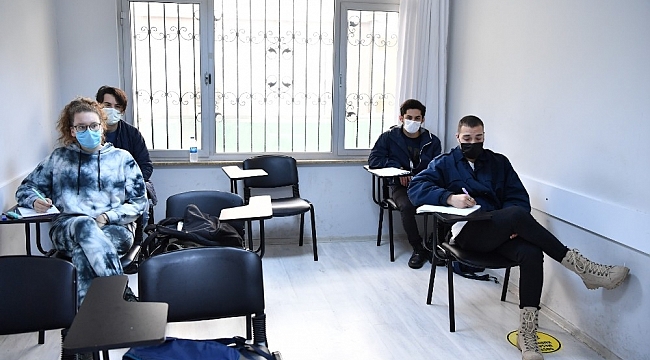 Konyaaltı Etüt Merkezi'nde eğitim başladı