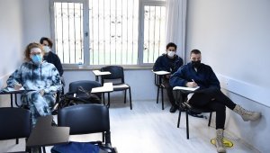 Konyaaltı Etüt Merkezi'nde eğitim başladı