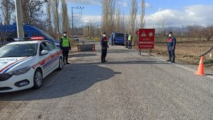 Konya'da bir mahalleye mutasyonlu virüs karantinası