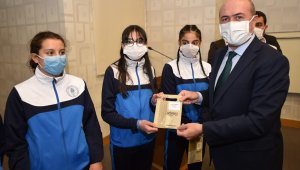 Selçuklu Belediyesi'nden başarılı sporculara ödül