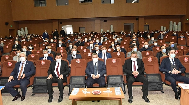 Vali Işık'tan muhtarlara teşekkür belgesi
