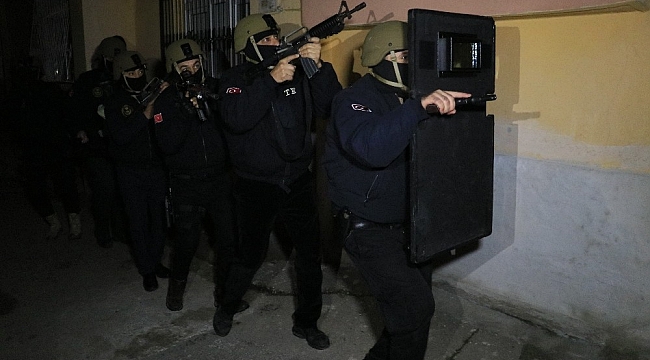 Adana'da PKKKCK operasyonu: 15 gözaltı kararı