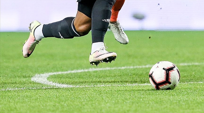 Aslanlar İkinciliği Kimseye Yar Etmedi
