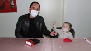 Çocuklar ve babalardan annelere Kadınlar Günü hediyesi