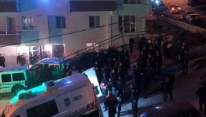 Çöp dökme kavgasında 16 yaşındaki kardeşini 11 yerinden bıçaklayarak öldürdü