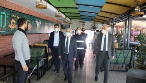 Kaymakam Yiğit, yeniden hizmete açılan işyerlerinin denetimine katıldı