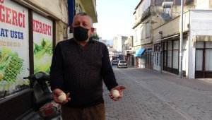 Kozan'da tarihi çarşıda