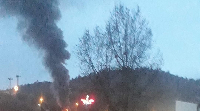 Nallıhan'da ahşap ev alevlere teslim oldu