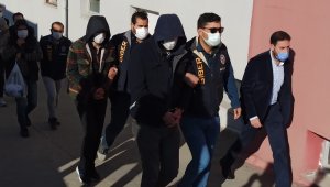 Yasa dışı bahisçiler, kurbanlarını en çok izlenen filme reklam vererek bulmuş
