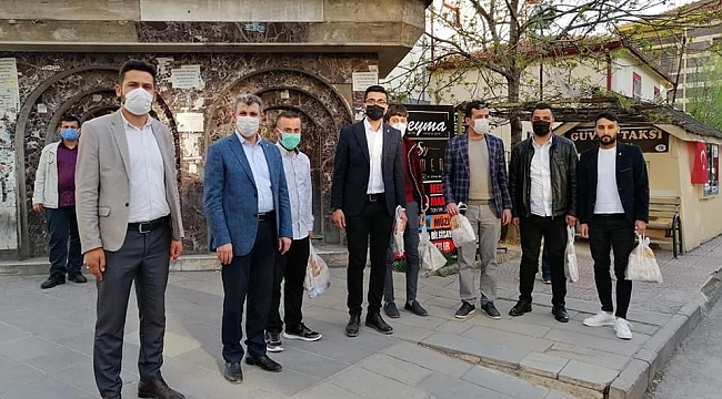 AK Parti'nin 'İftara 5 kala' programı yüz güldürdü