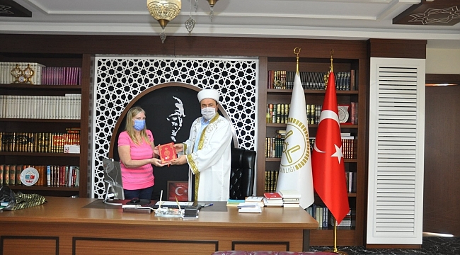 Alanya'da yaşayan Danimarkalı kadın Müslüman oldu
