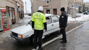 Güzelyurt ilçesinde polis ihlale izin vermiyor