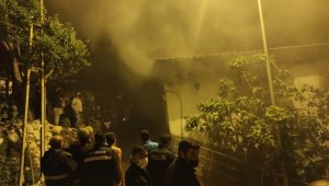 Karaman'da çıkan yangında 2 ev hasar gördü