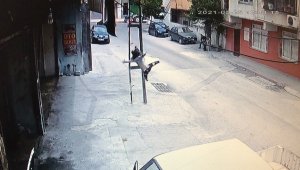 Mersin'de balkondan düşen 2 yaşındaki çocuk yaralandı