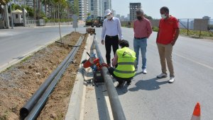 Mersin'de refüjdeki çiçek ve ağaçlar uydu bağlantılı sistemle sulanacak