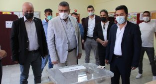 Karaman'da, 3 mahallede muhtarlık seçimi