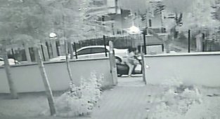 Karaman'da motosikletin çalınma anı güvenlik kamerasında