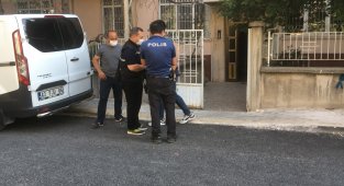Et kıymak isterken elektrik akımına kapılarak hayatını kaybetti