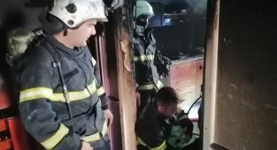 Kiralık evi yanan kadının gözyaşı yürekleri dağladı